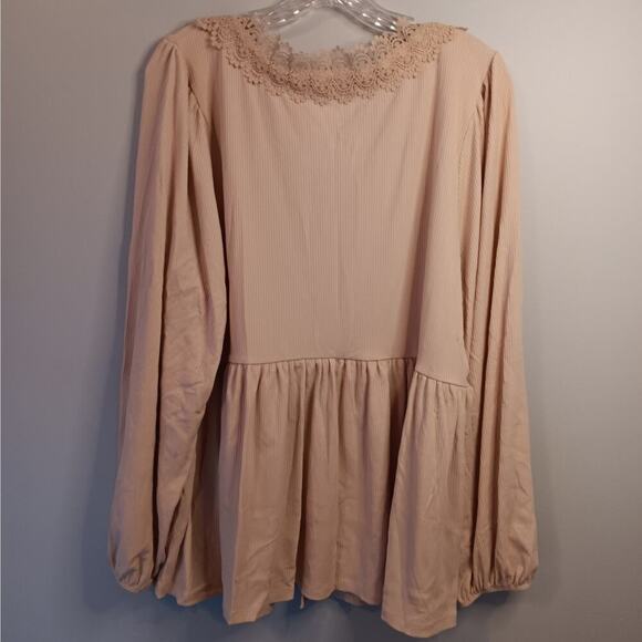 NWT Torrid 3X Smoke Gray Ribbed Lace Trimmed Front Tie Top Blouse - Picture 7 of 7